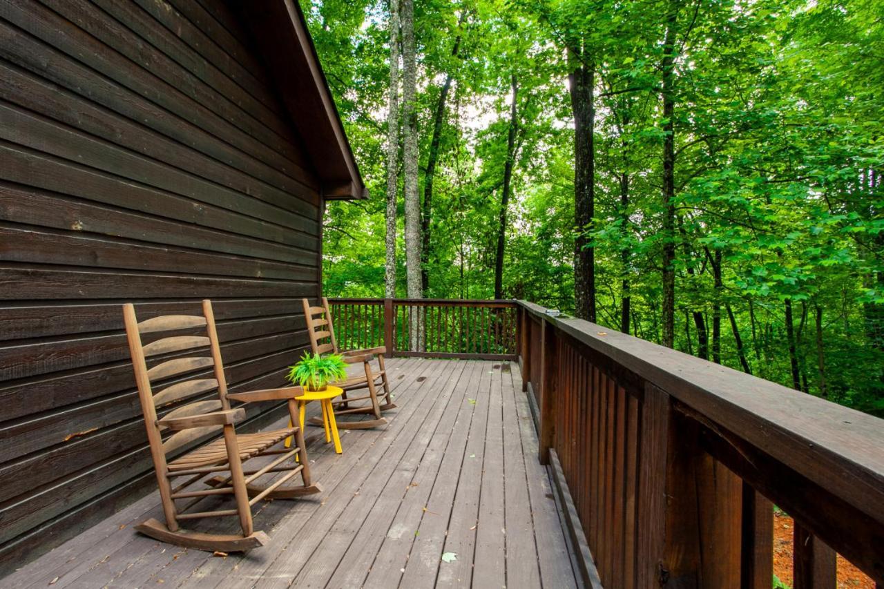 Little Cub Cottage - Mtn Views & Community Pools Gatlinburg Buitenkant foto